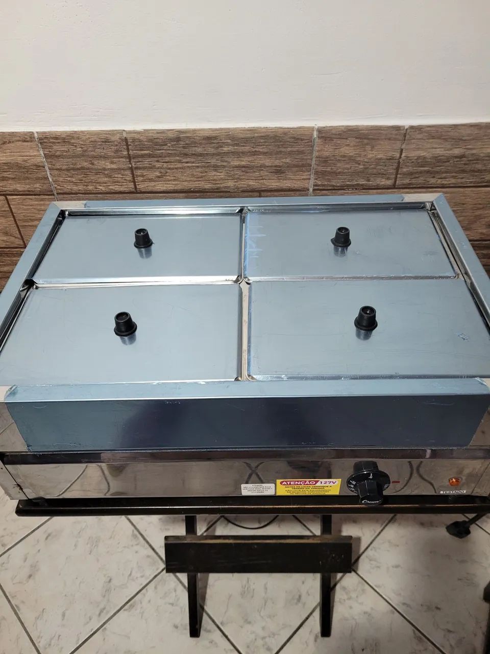 Vendo esse Rechaud elétrico, banho maria Novo.