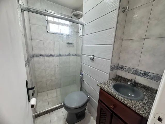 Vendo apto com 2 quartos no Condomínio Espigão no Edifício Costa do Sol - Riocentro - Foto 11
