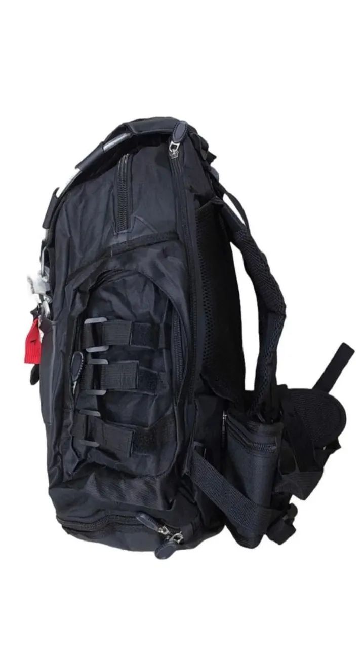 MOCHILA OAKLEY KITCHEN NOVA IMPORTADA - Foto 2