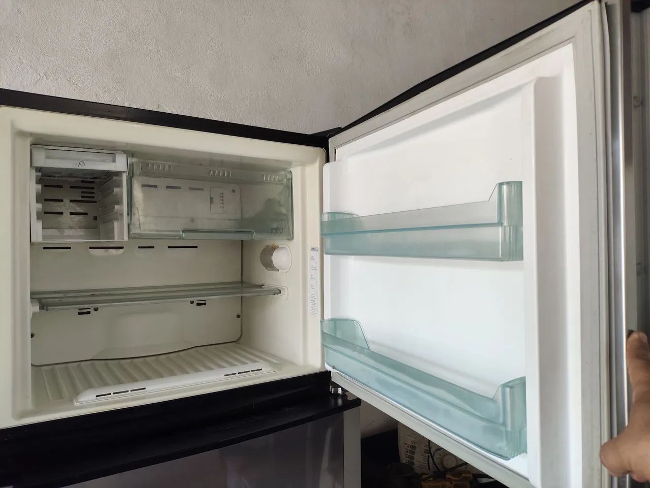 Geladeira grande valor em conta - Foto 3