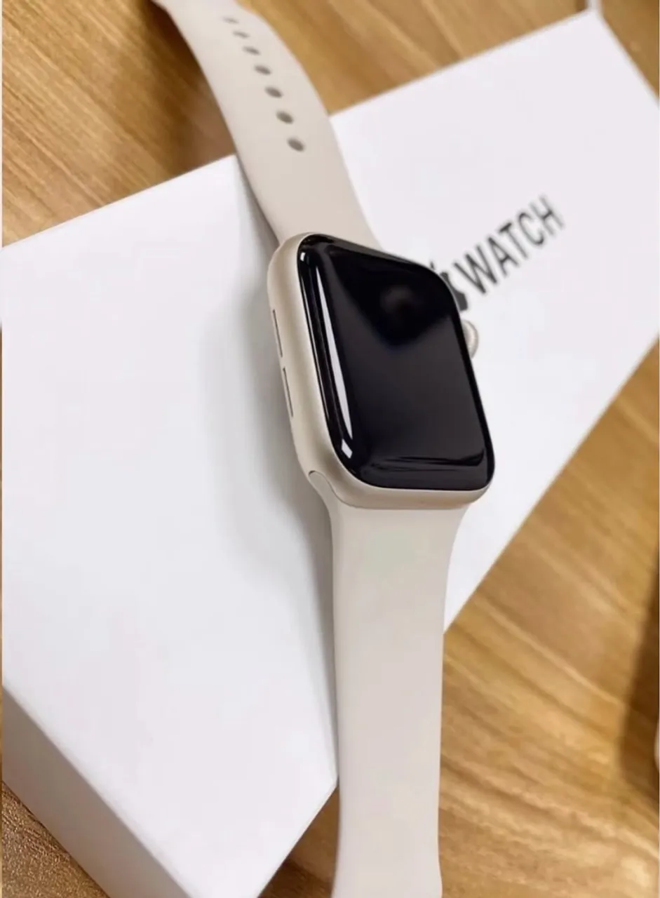 Apple Watch 40 mm SE 2º Geração Starlight