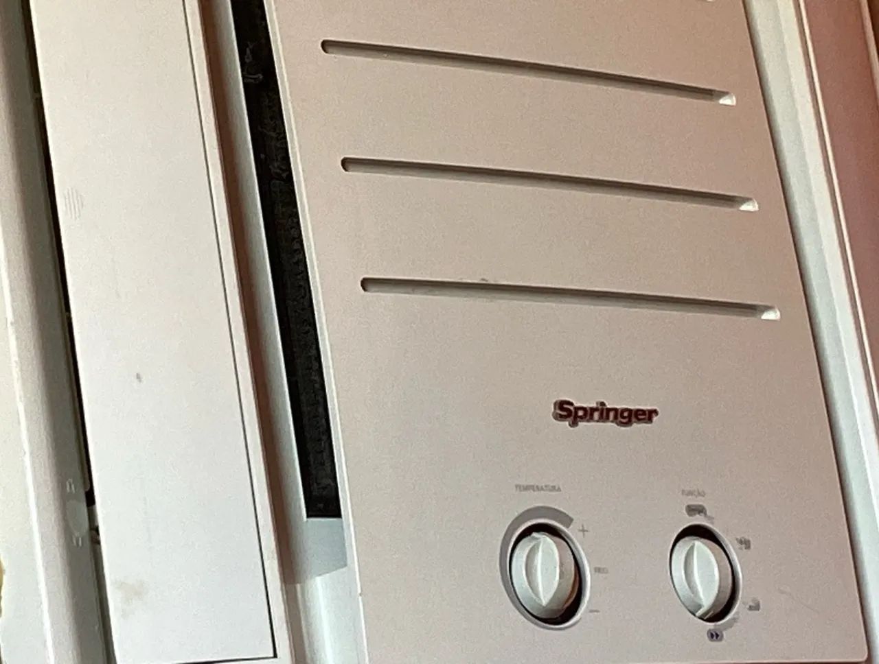 Vendo ar-condicionado Springer de caixa