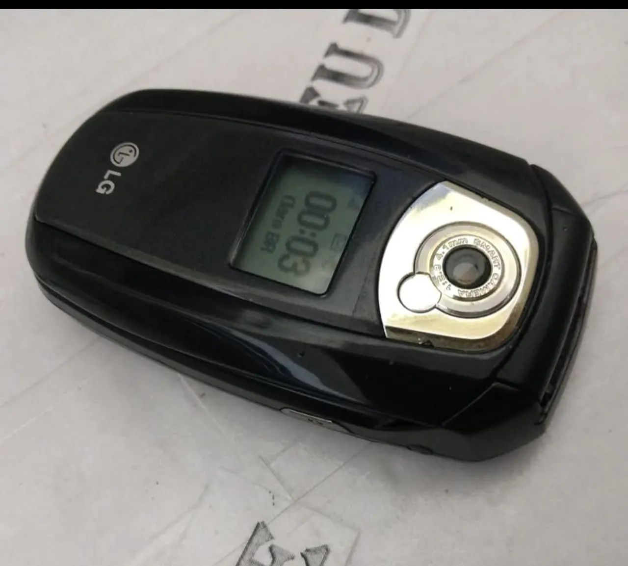 LG MG220 Black Flip pequeno celular antigo RELIQUIA impecável  - Foto 3