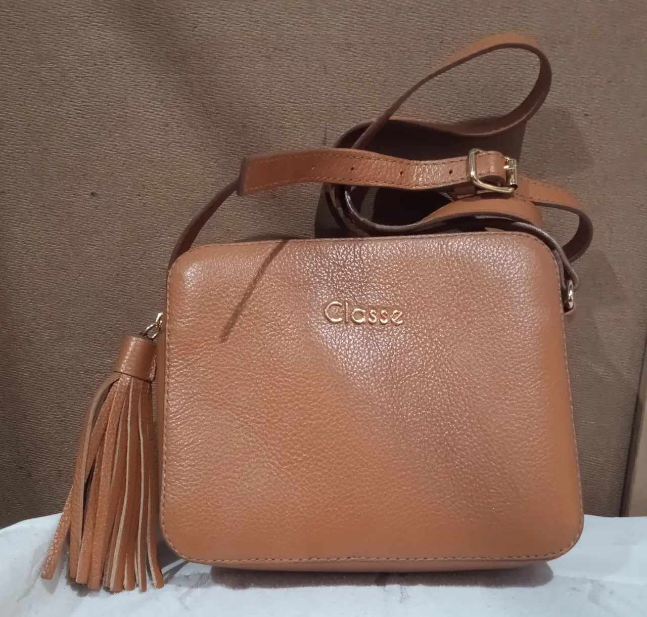 Bolsa Classe de Couro Marrom com Tassel