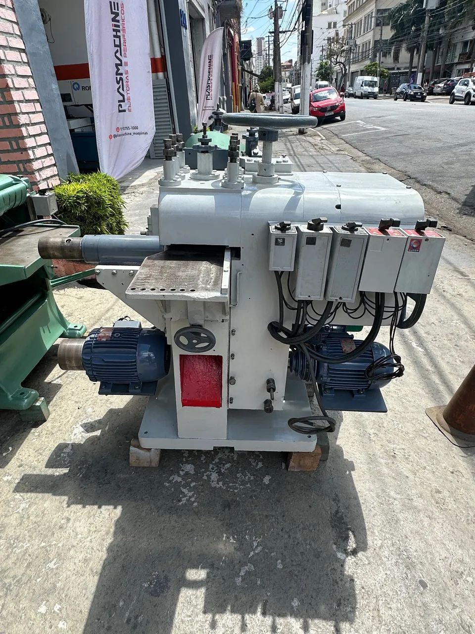 Plaina Moldureira Omil  - Foto 2