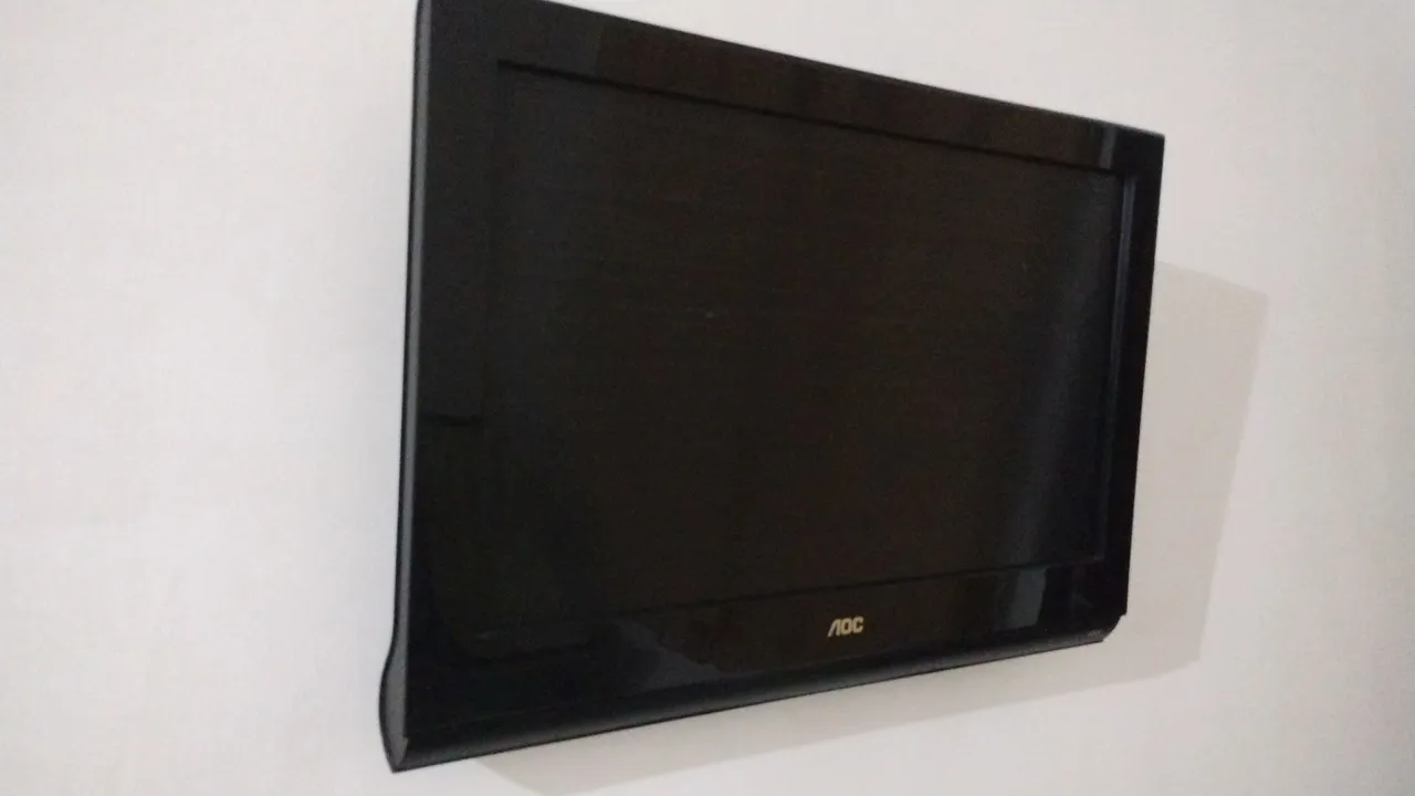 TV AOC LCD 26 polegadas e monitor 19 Hp polegadas