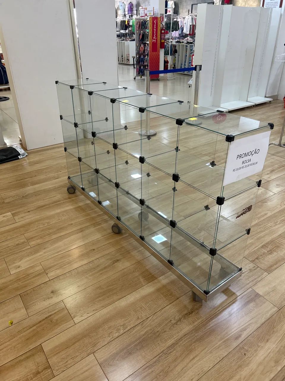 Glass Display Case with Base64313448235265121