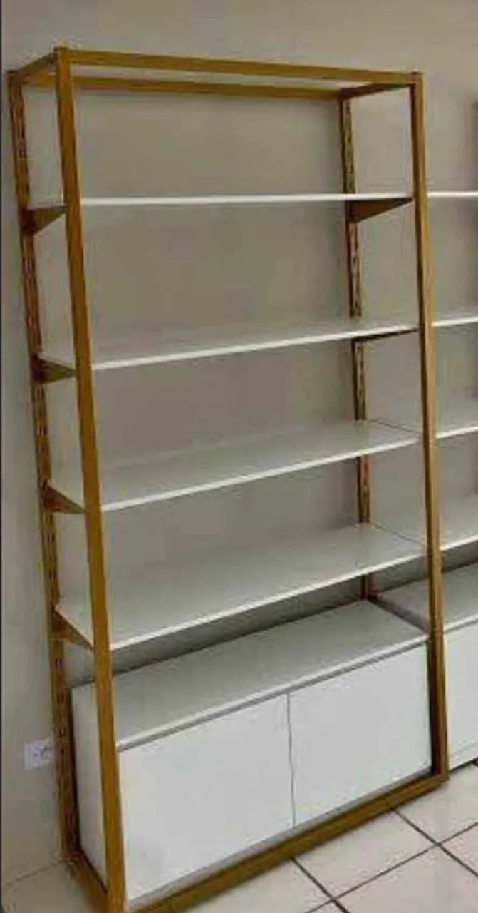 Estante industrial em mdf e ferro