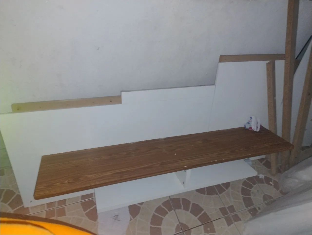 Selling TV stand64840853389825121