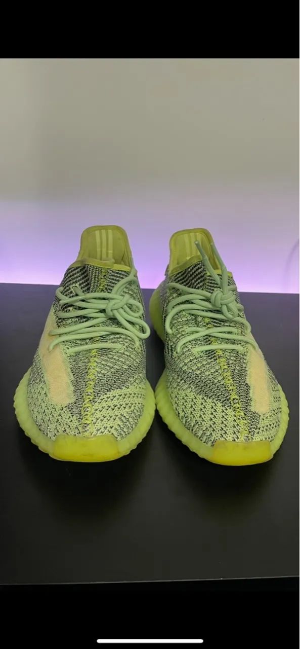 Tênis Adidas Yeezy Boost 350 V2