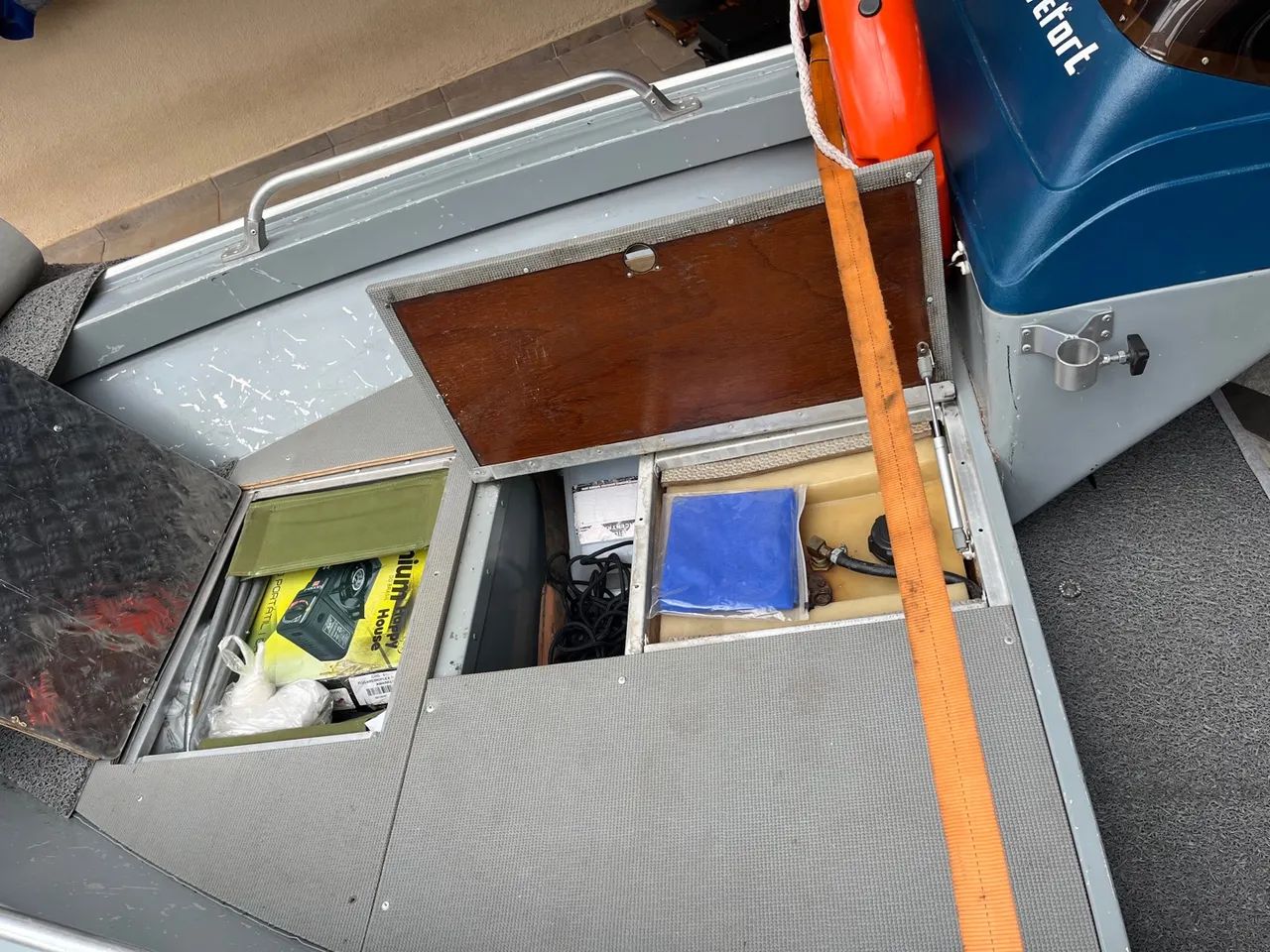 Vendo lancha leve forte CLX 5.0 - Foto 8