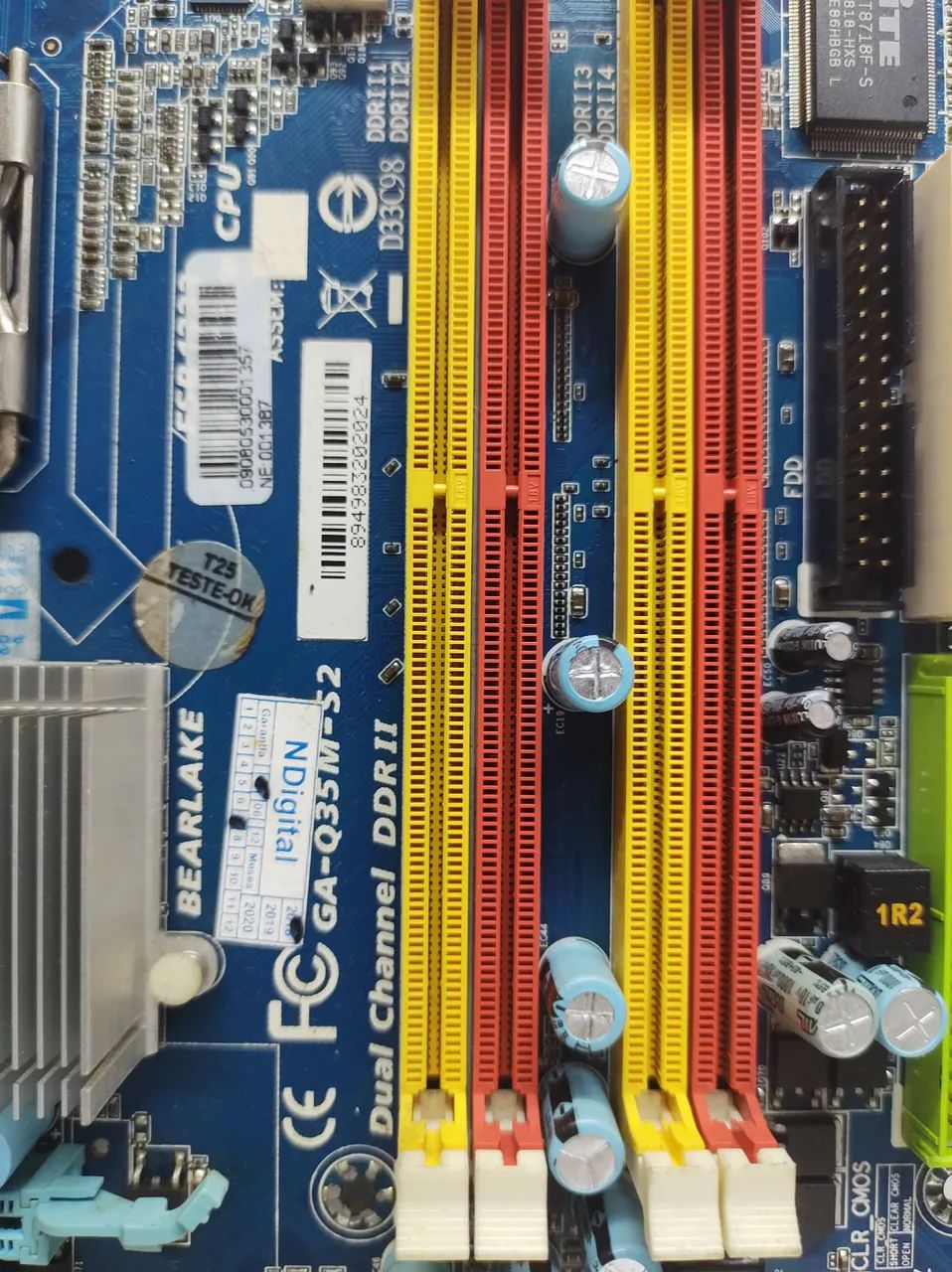 Placa mãe Gigabyte GA-Q35M-S2 (LEIA A DESCRIÇÃO) - Foto 2