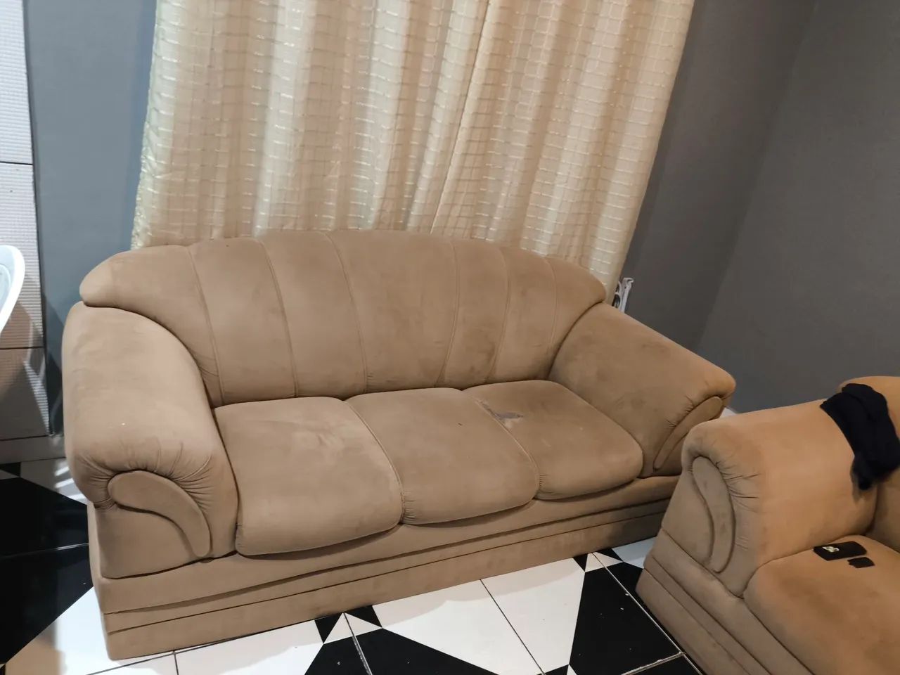 Vendo ou troco sofá de 3 lugares