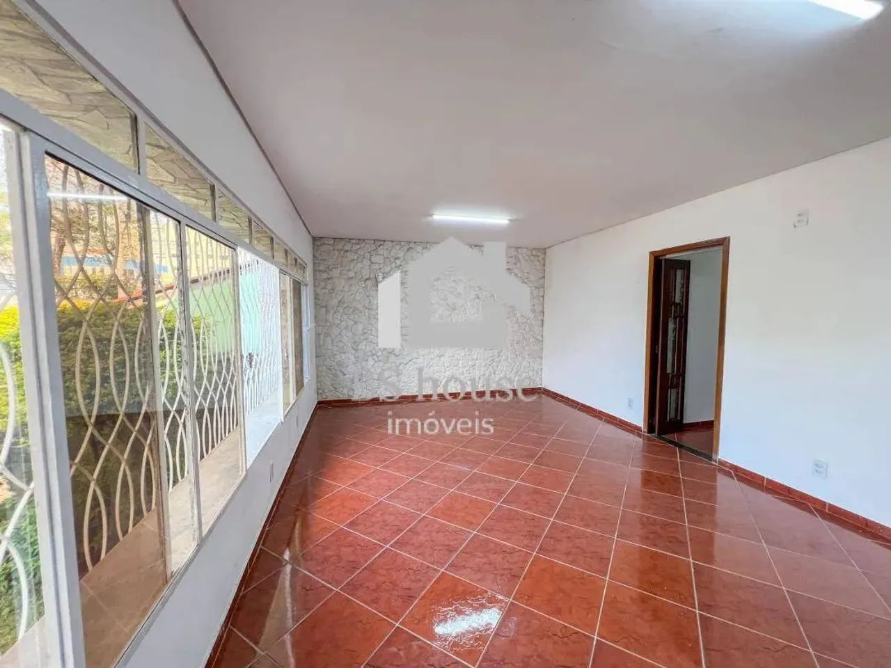 Casa Térrea com 231m² - 3 dormitórios, quintal - Campestre - Santo André