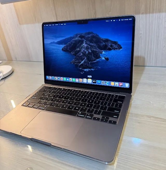 MacBook Air M2 - Cinza Espacial - 8GB / 256GB - 2022 - Notebooks