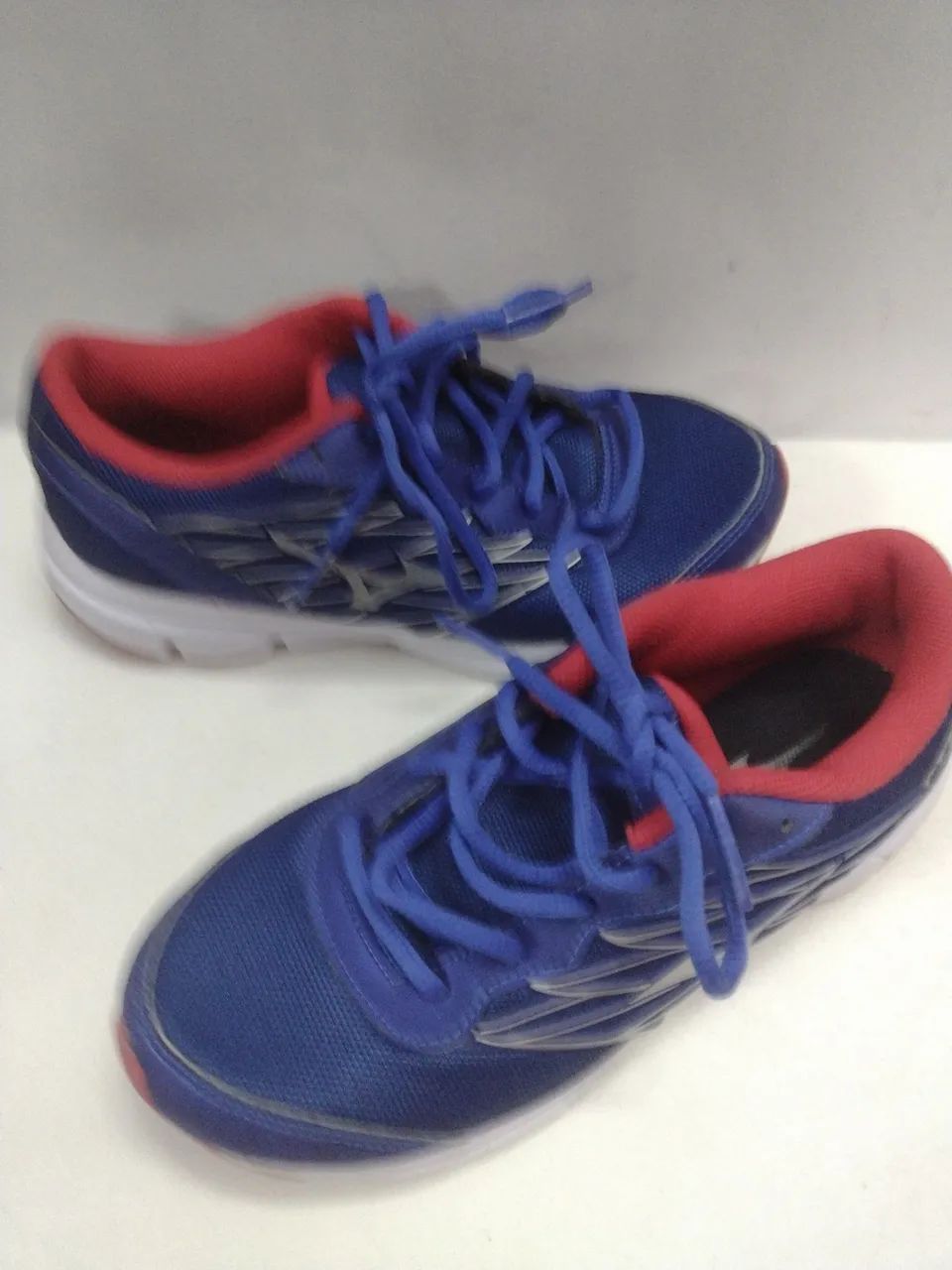 Tênis Mizuno unissex n.35 Original em estado de novo