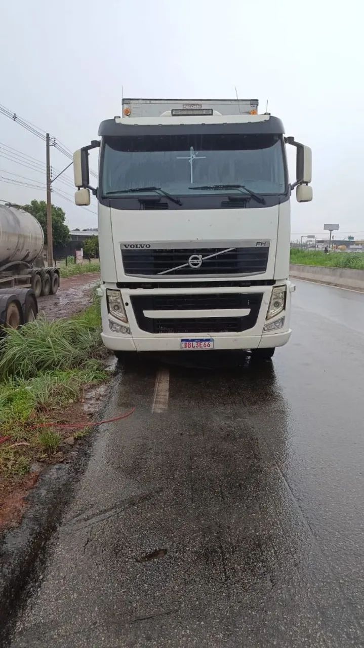 FH 440  2008 Com Baú facchini 2008  - Foto 4