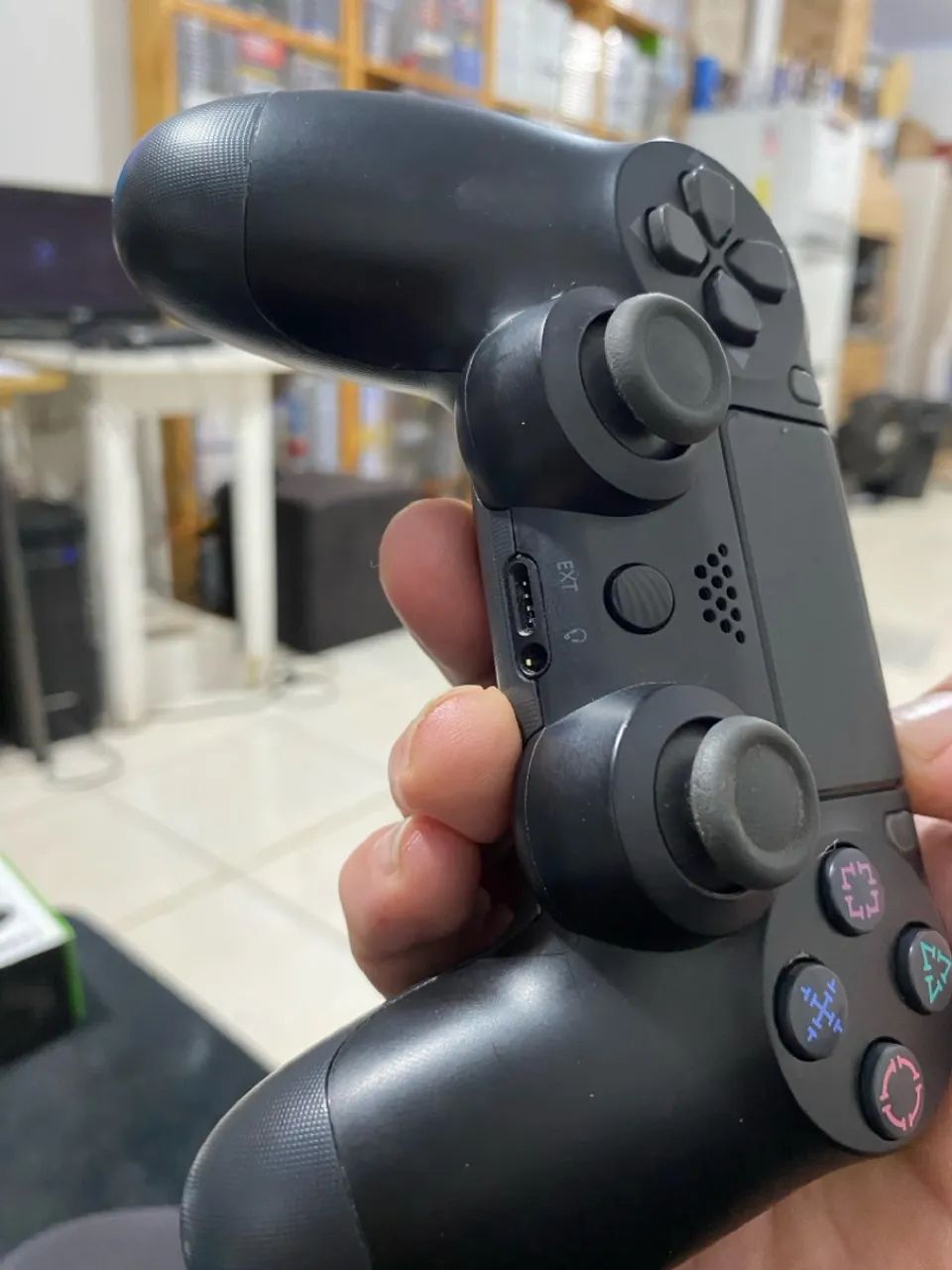 Controle DualShock 4 - PS4 - Foto 4