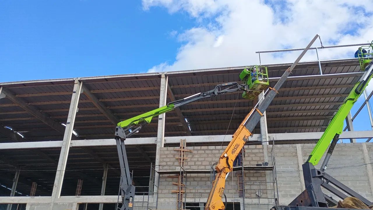 Vende-se munck Masal de 16 toneladas - Foto 6