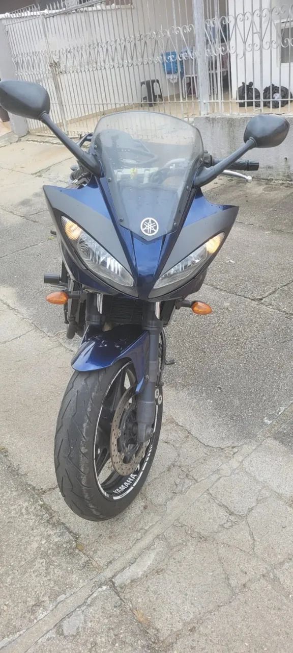 YAMAHA FAZER 600cc 2009 - 4 CILINDROS - EXCELENTE ESTADO! - Foto 2