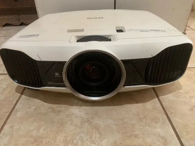 Projetor Home cinema 5010e