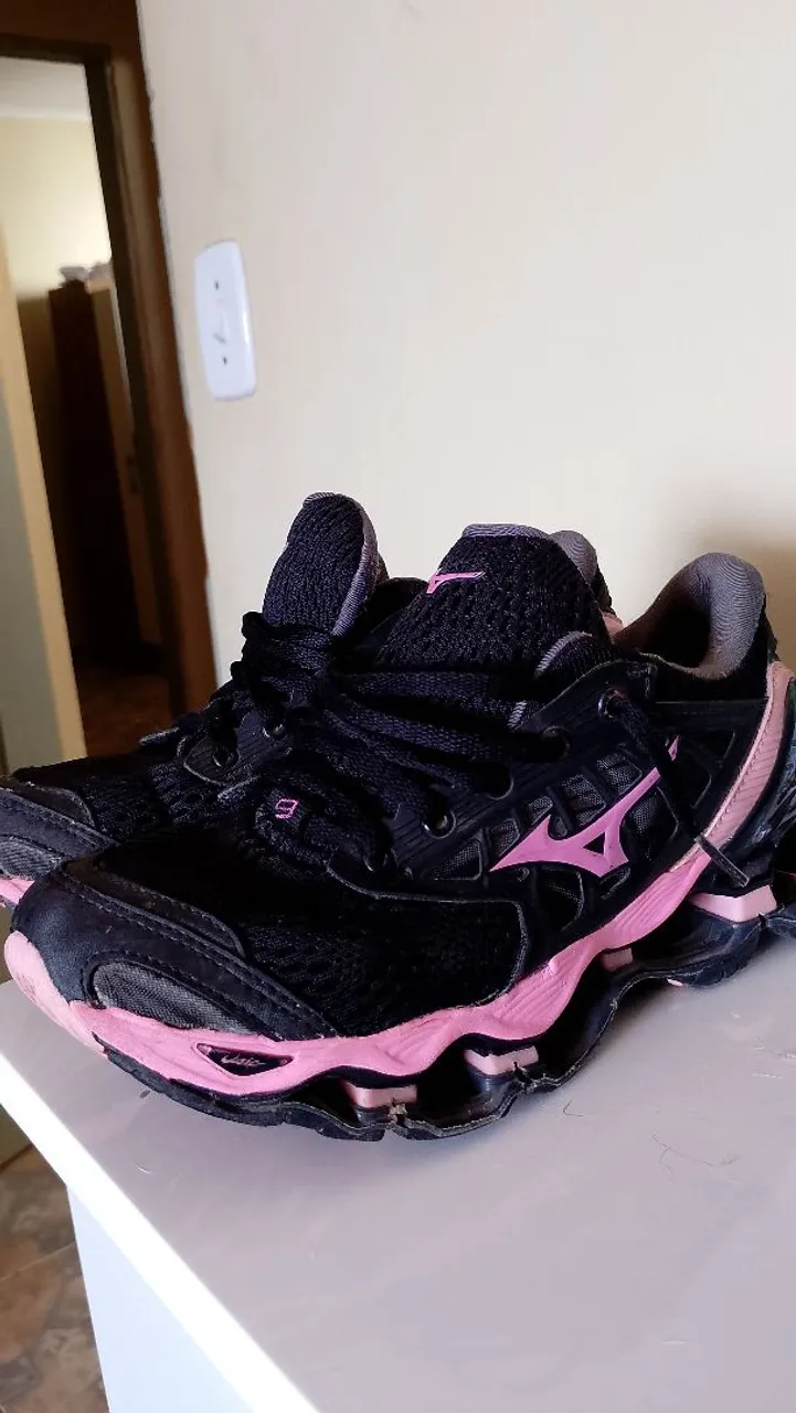 Tênis Mizuno Wave Prophecy 9 - Preto e Rosa