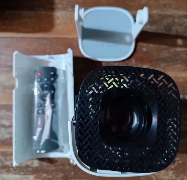 Defective P30 Projector for Parts Harvesting Portable Disassembled Projector64595549011969121