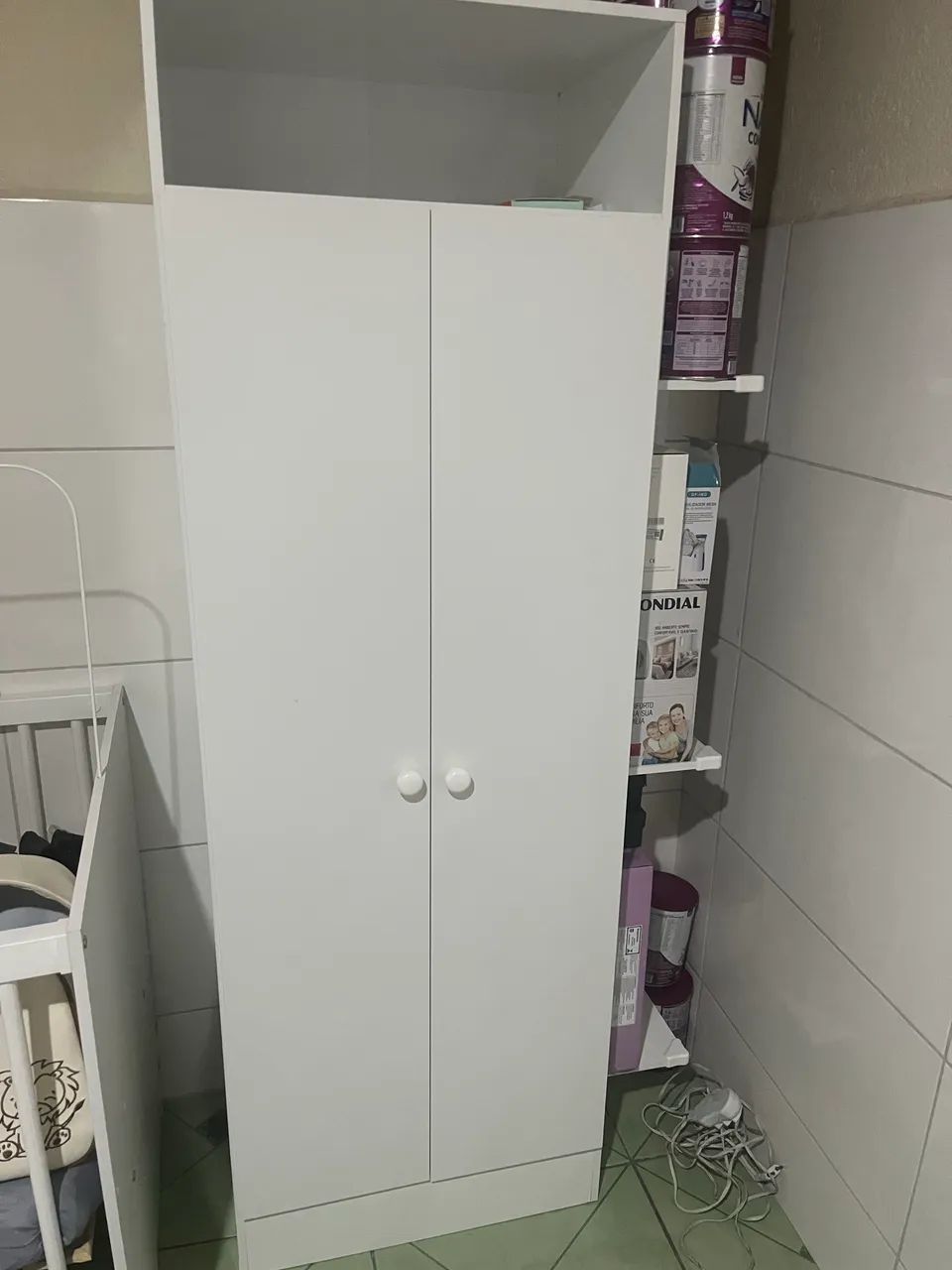 Guarda roupa de bebê duas portas 