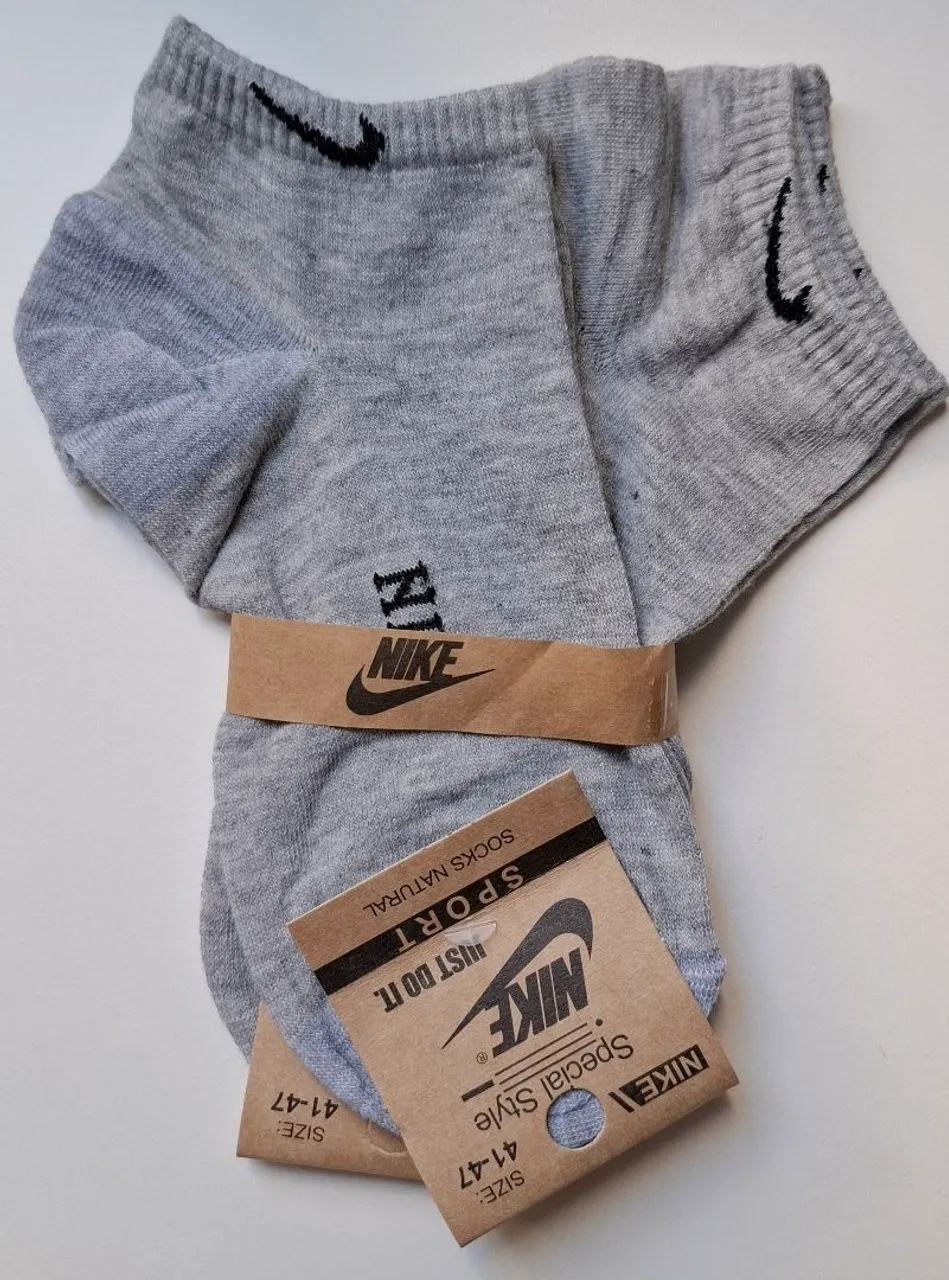 Meias Cano Curto Nike Sport - Tamanho 41-47 (VALOR TOTAL 2 PARES)