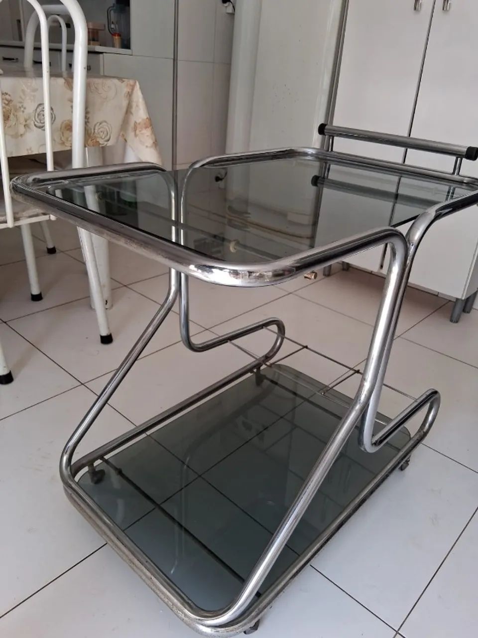 Relíquia (anos 70) Carrinho de chá e bebidas Luxo Inox