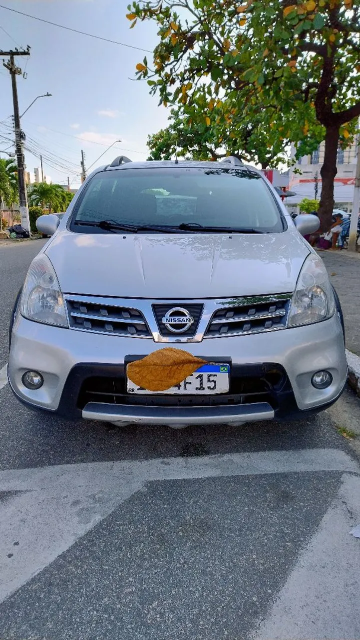 Nissan Livina 1.8 completa