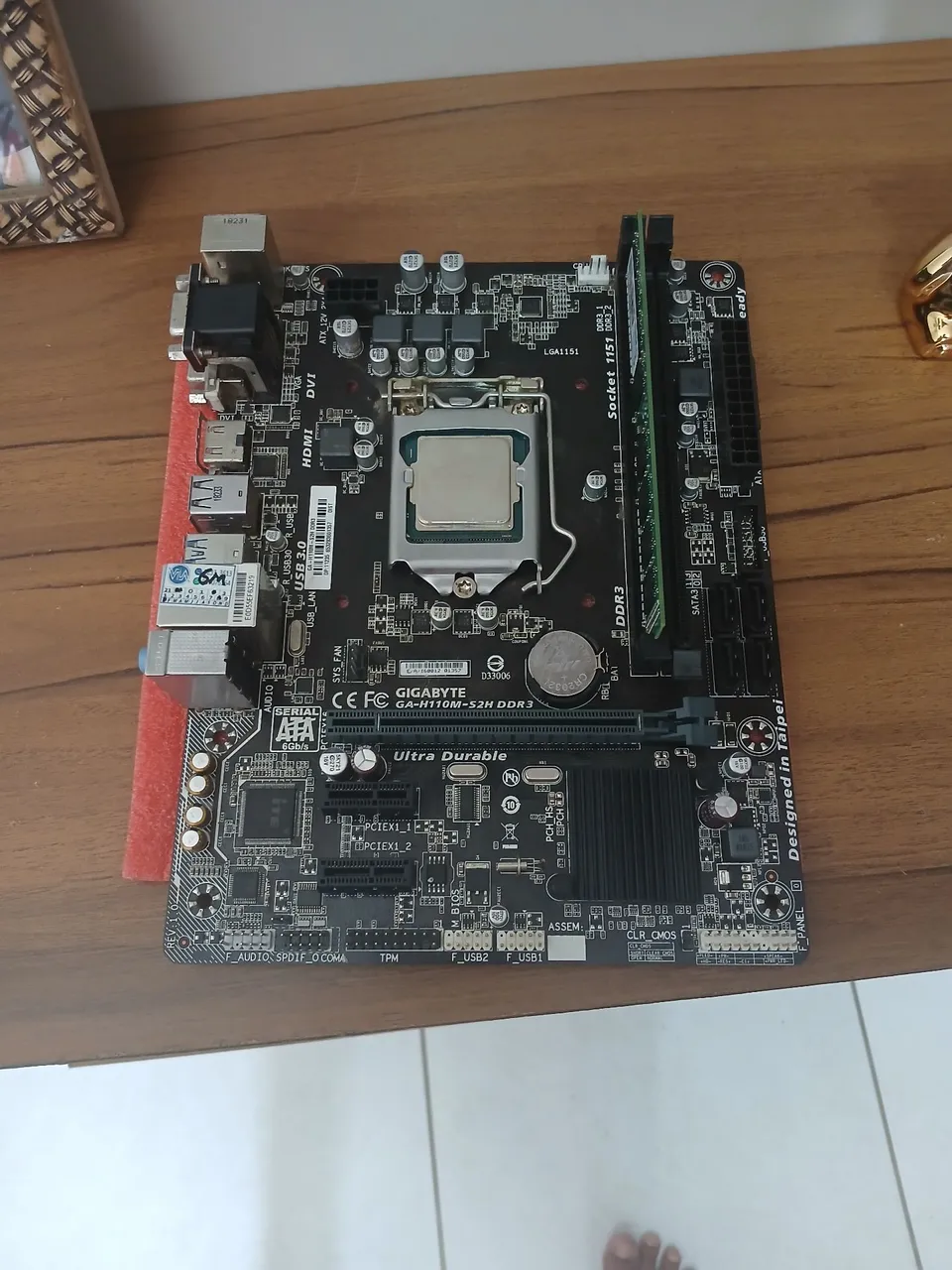 Placa Mãe Gigabyte GA-H110M-S2H DDR3 LGA 1151