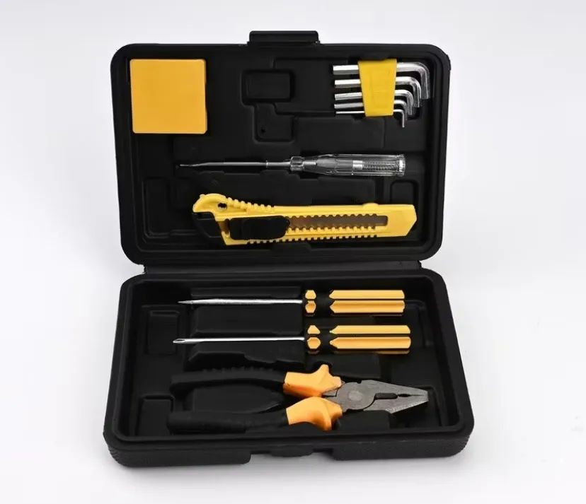 Kit Ferramenta com 12 peças 64290860655233122