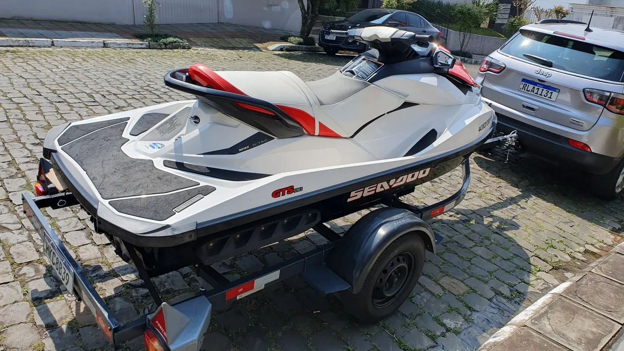 Jet Skie Sea-Doo GTS 130 com apenas 155 horas uso - Foto 3