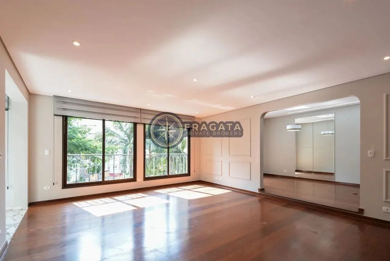 Apartamento à venda com 229m² - 4 quartos, sendo 3 suíte e 4 vagas - Jardim Paulista/SP