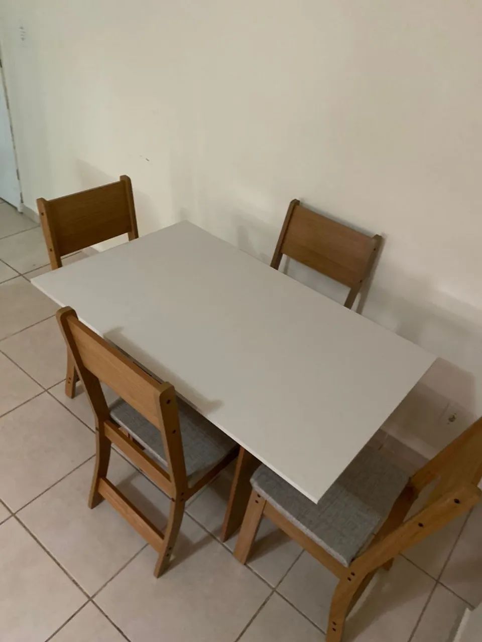 Mesa Karla De 4 Cadeiras Na Promoção. Entrega É Montagem Grátis  - Foto 5