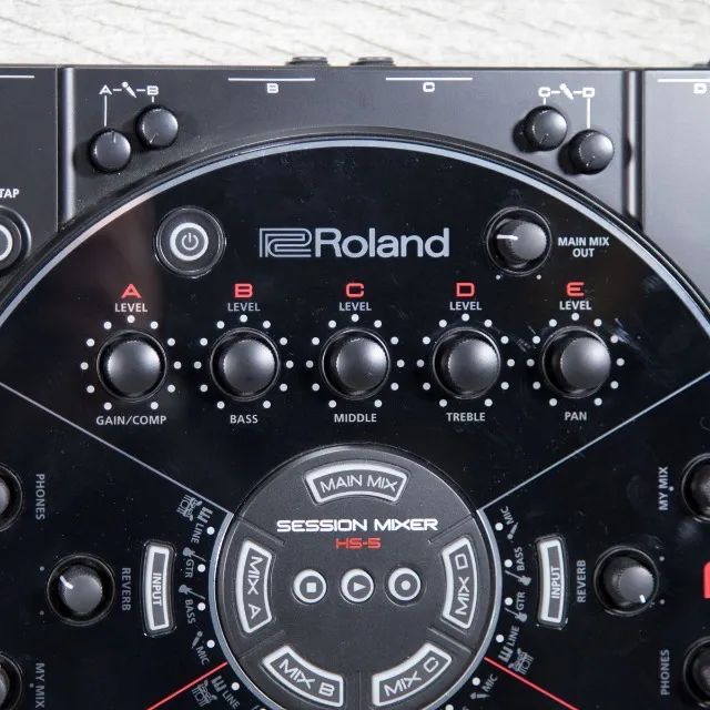 Porta estudio Roland HS-5 - Instrumentos musicais - Centro