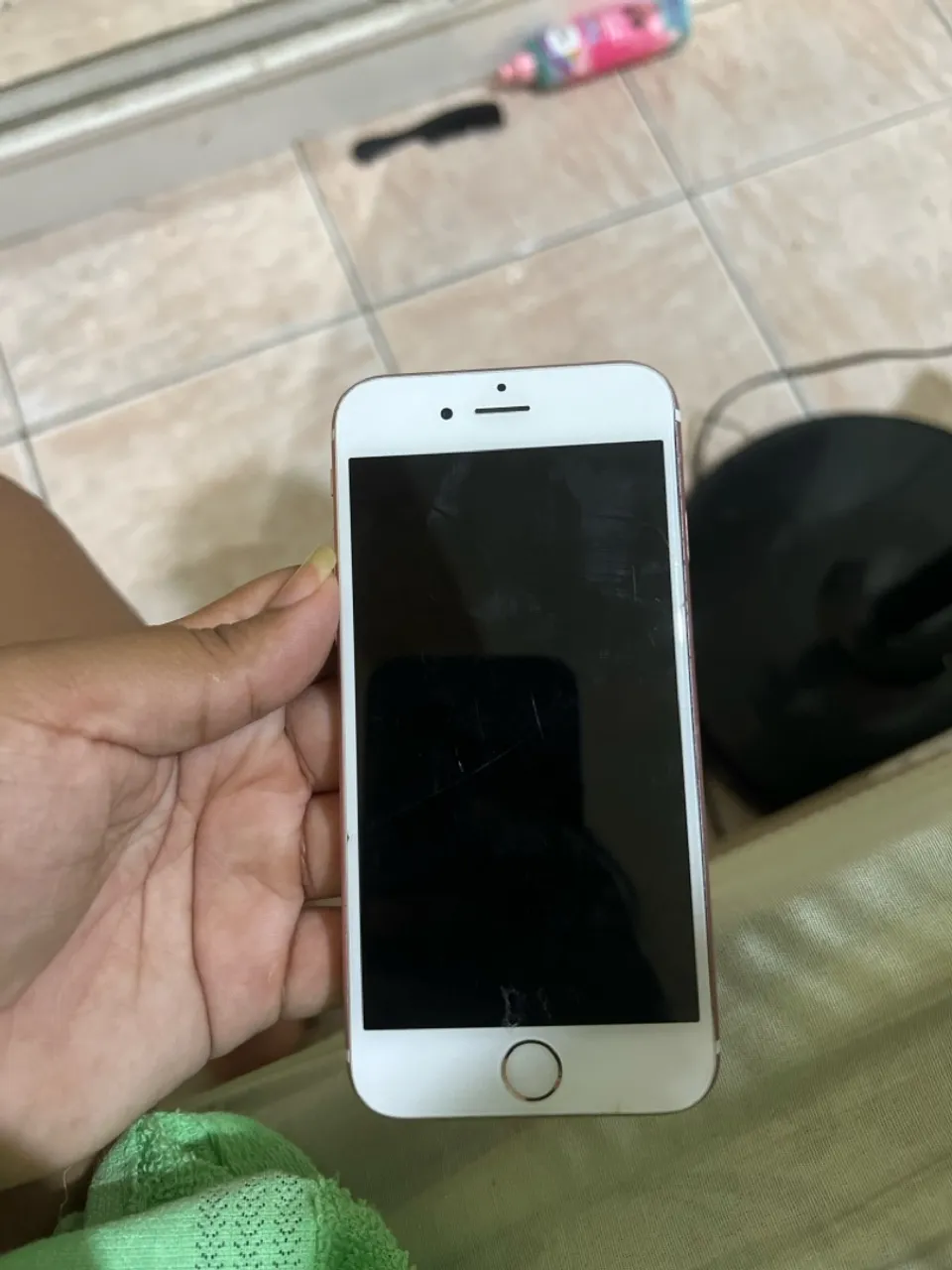iPhone com defeito no preço