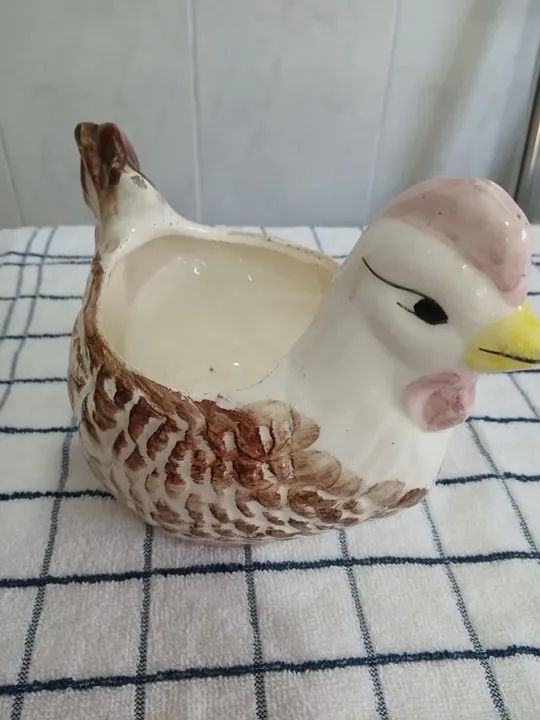 Vaso Decorativo em Formato de Galinha - Foto 2