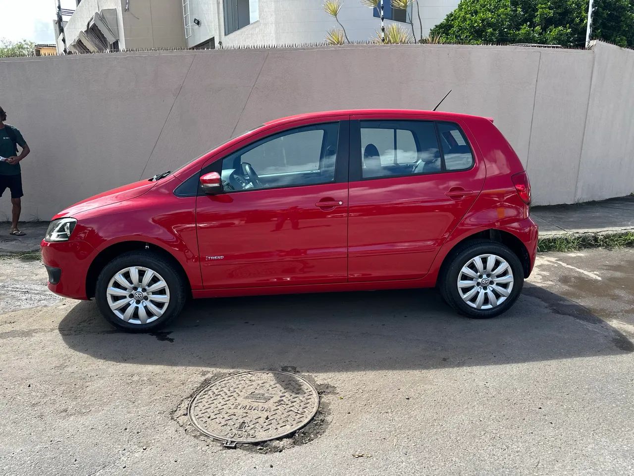 Volkswagen Fox Fox 1.0 Mi Total Flex 8V 3p 2014