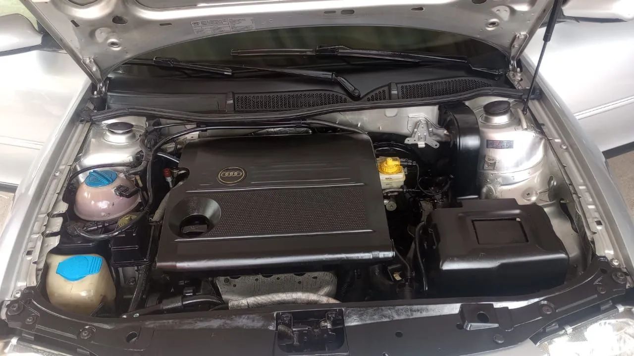 Audi A3 1.6 5P 2006 - Foto 2