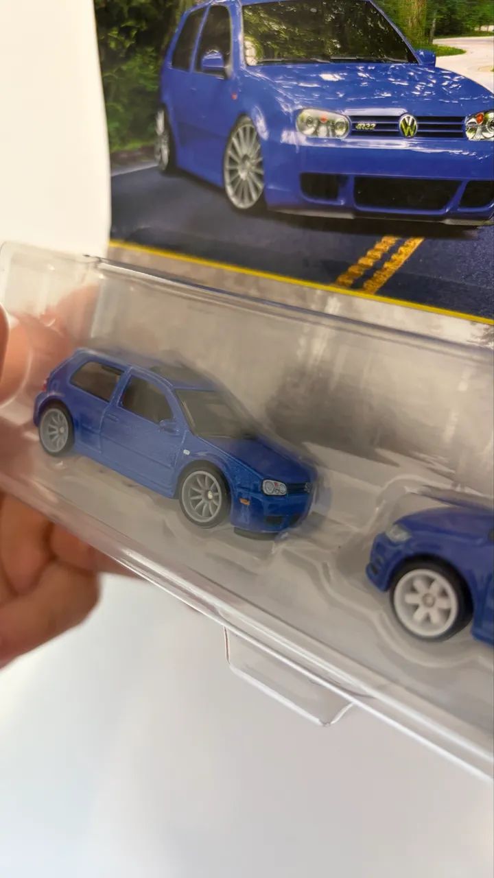 Conjunto Hot Wheels Premium Golf R32 E Mk7 - Foto 3