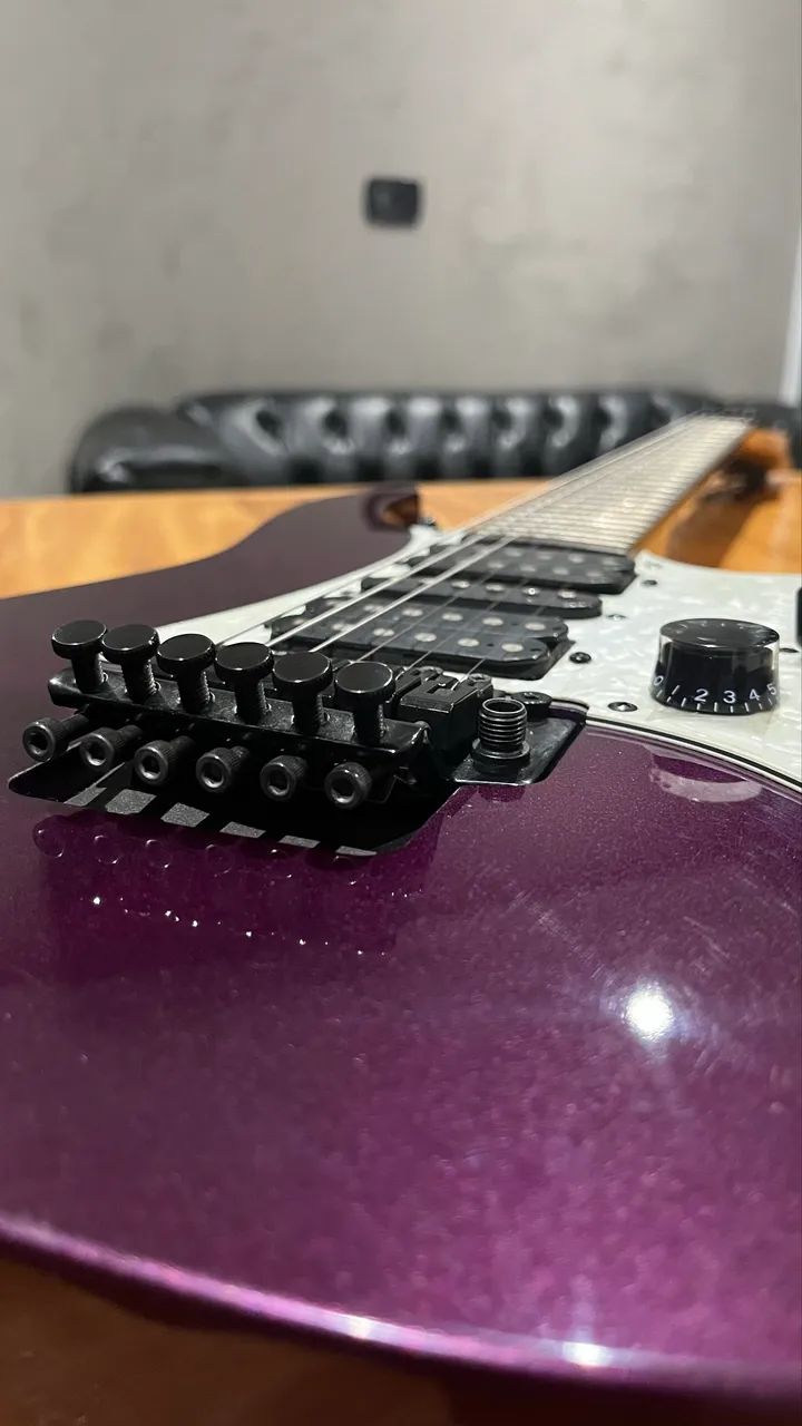 Guitarra Ibanez GIO GRG250B - Deep Violet Metallic (DVM) Usada - Foto 3