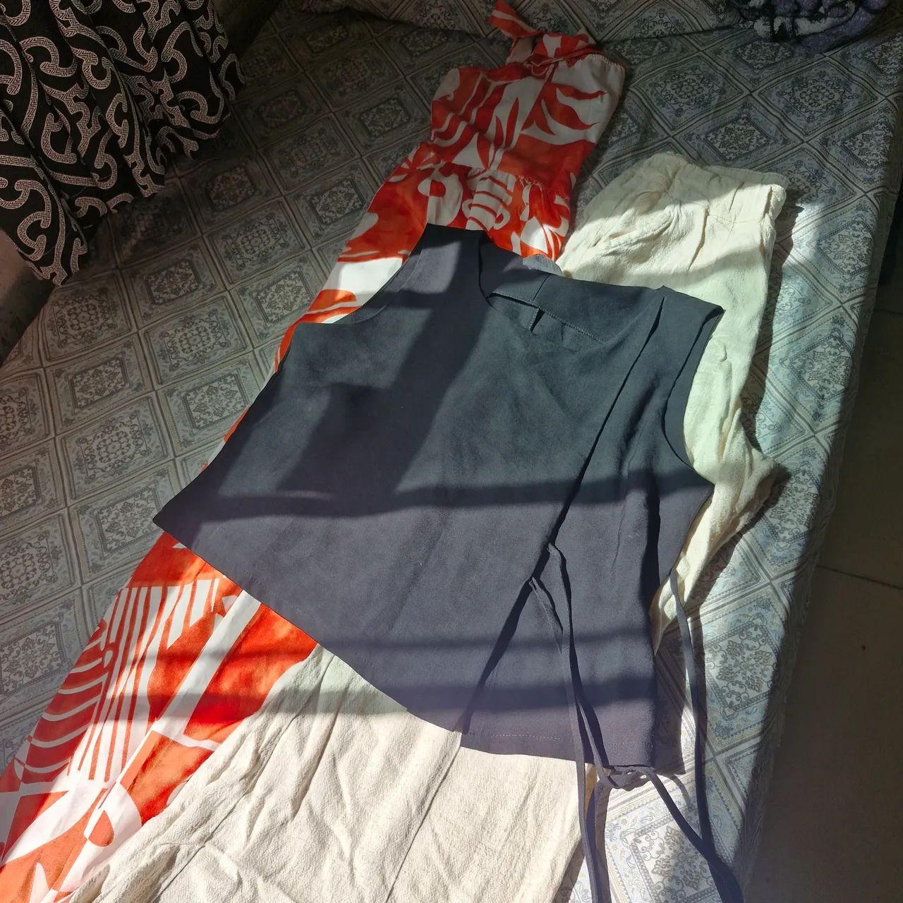 lote 28 pcs + sapato  - Foto 2