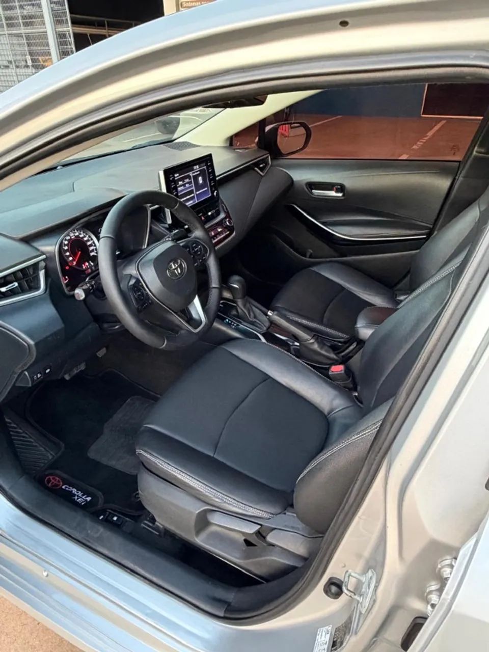 Toyota Corolla XEI 2.0 Flex 16V Aut. 2023 - Foto 4