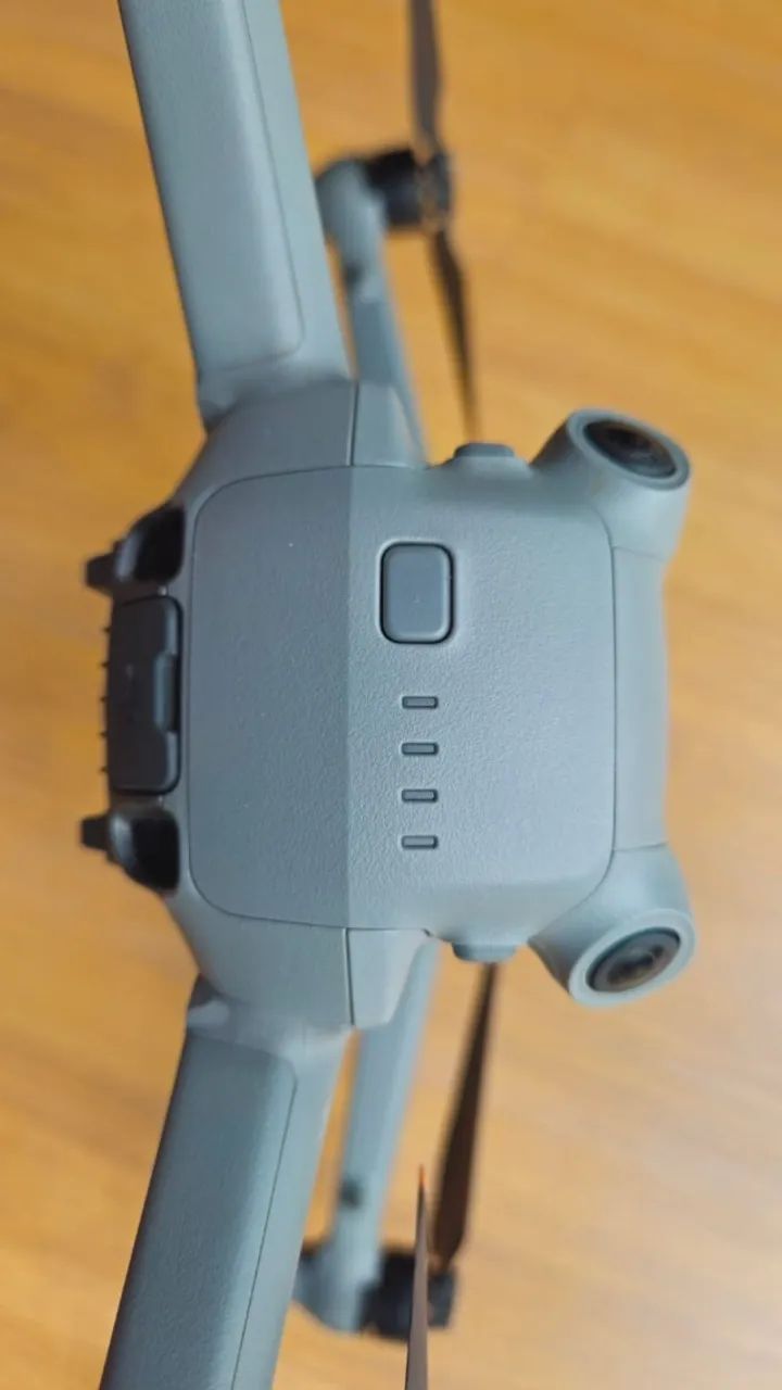 DJI AIR 3 SEMI-NOVO COMBO COMPLETO - Foto 2