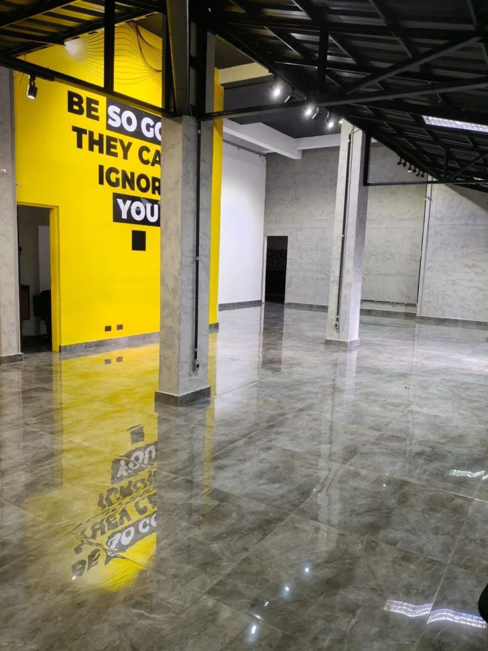 Loja na Avenida Doutor Hugo Beolchi, 670  170 m² - Foto 4