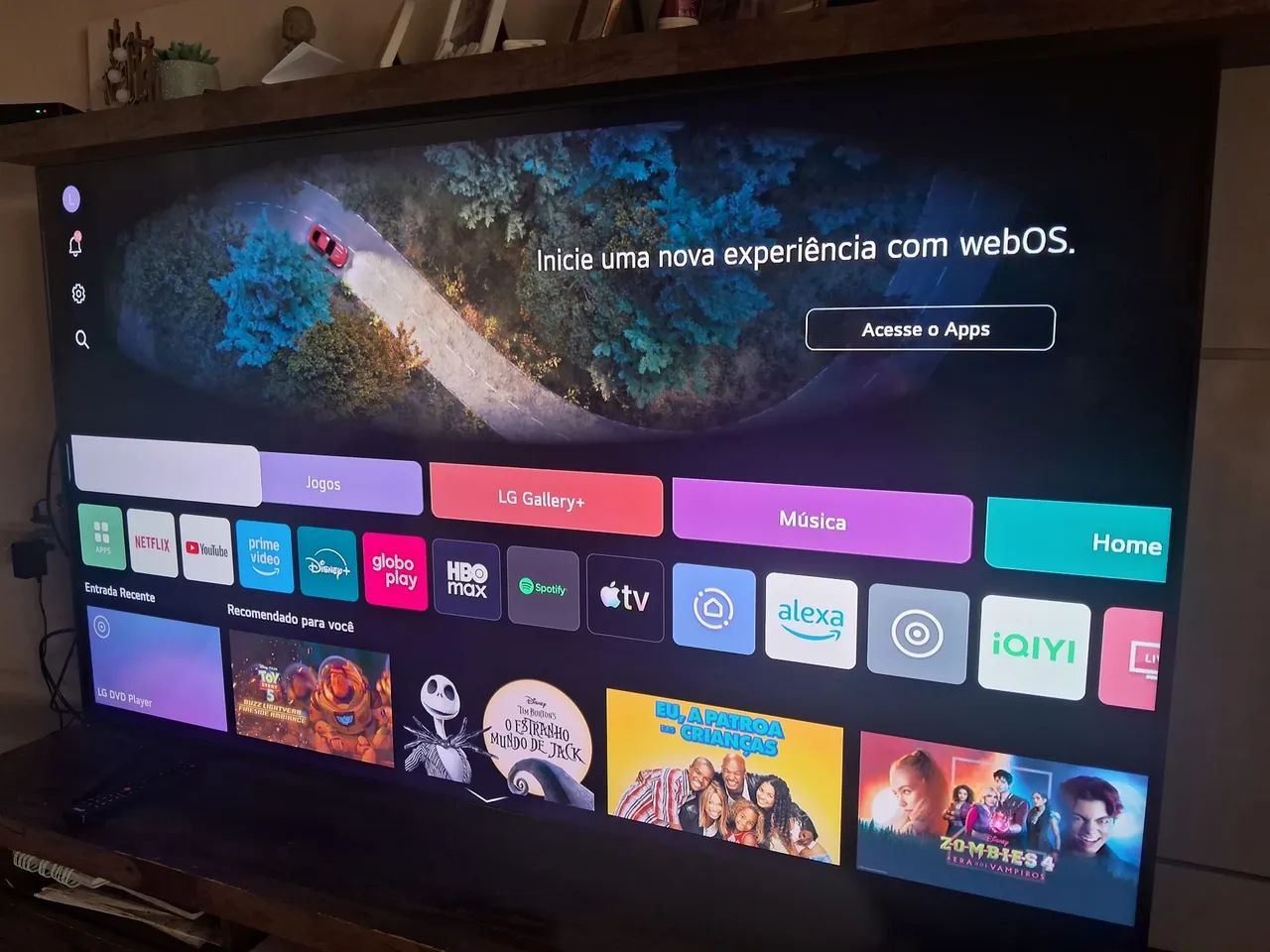 TV LG 60"