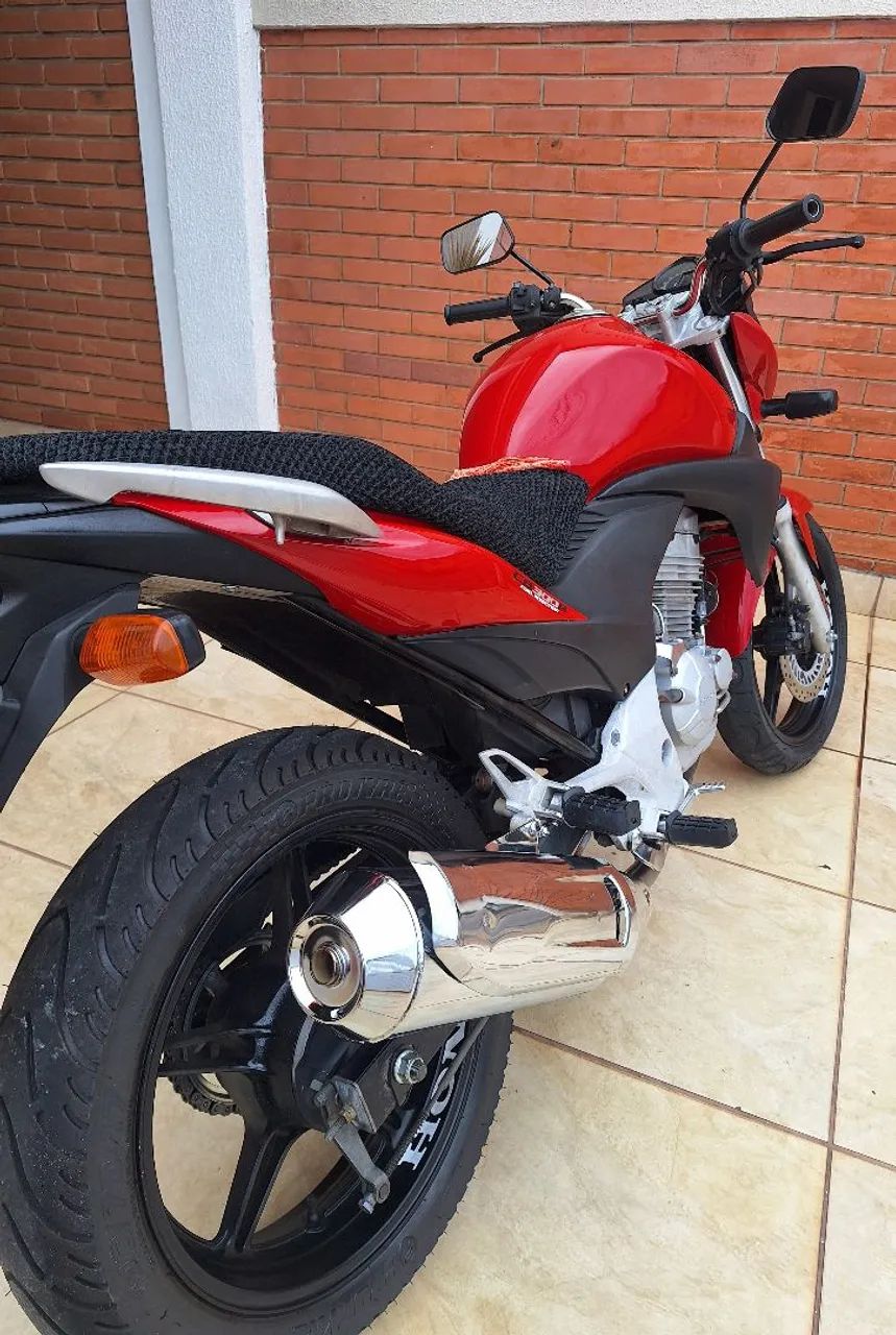 VENDO CB 300 TOP - Foto 4