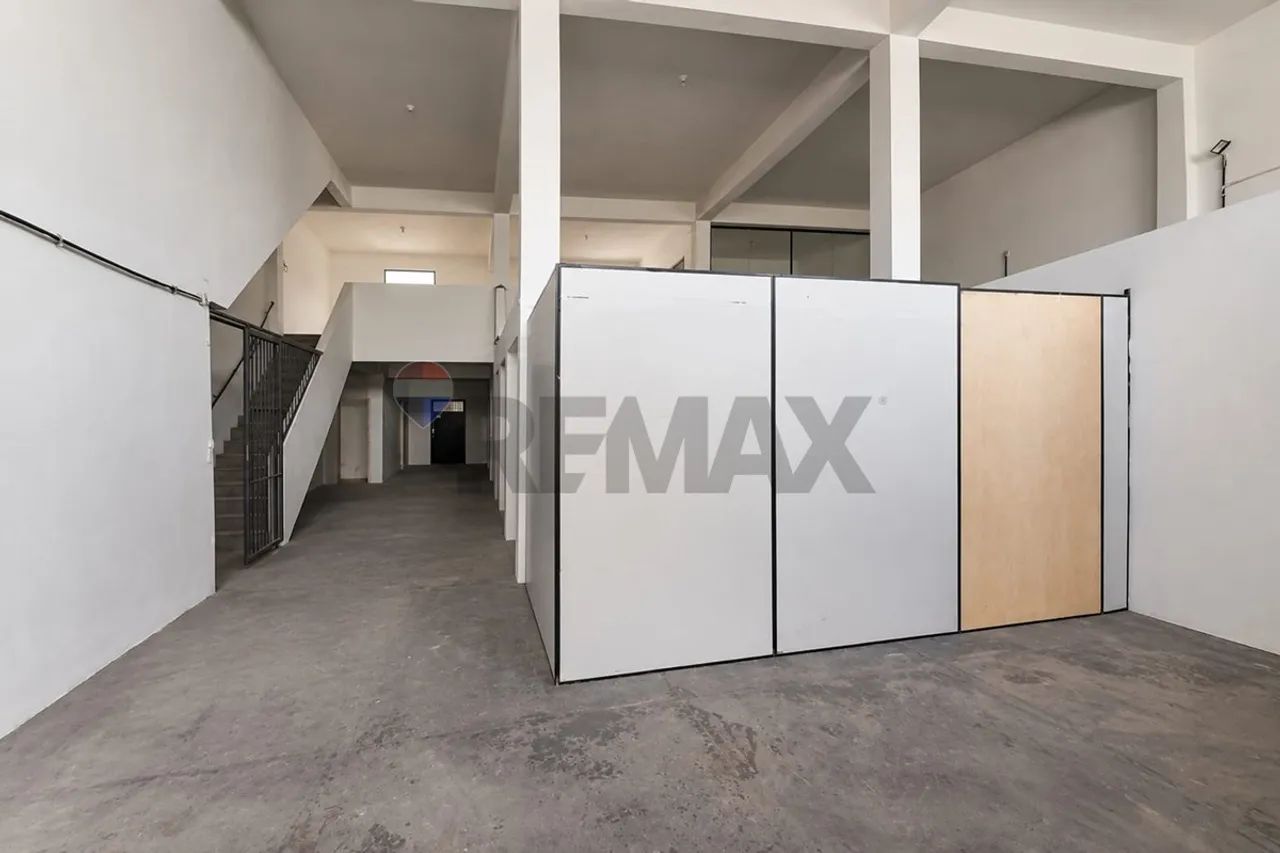 GALPÃO AMPLO E VERSÁTIL NO CENTRO  480 m² | ESTRUTURA COMPLETA - Foto 5